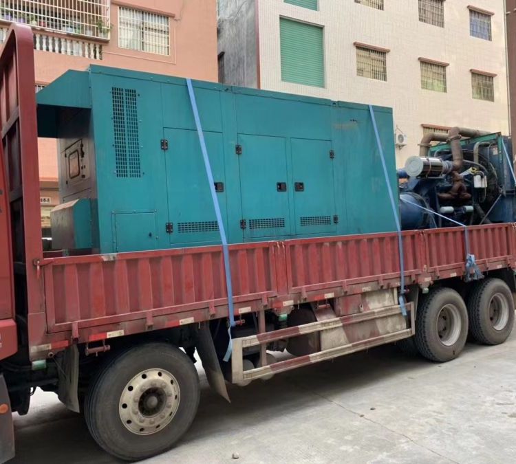 理县如何在不同负载率下确保 400KW 柴油发电机组的正常运行？