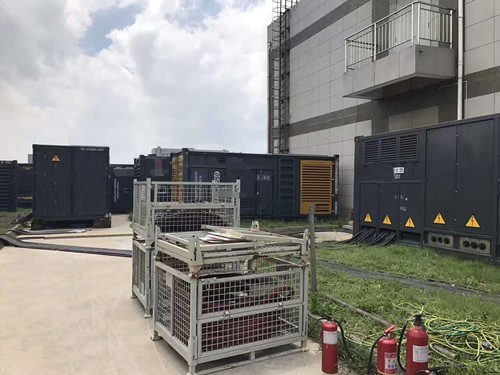 理县除了定期检查，还有哪些方法可以及时发现接触式转速表探头的磨损？